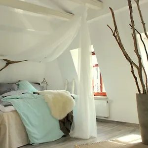 Apartment Loft Im Turmhaus Am Weissen Hirsch, Dresden